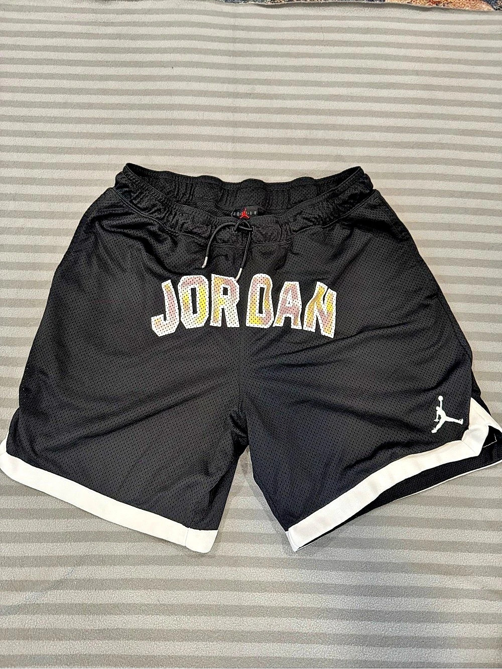Jordan Alphabet Logo Mesh Shorts Black & White Large